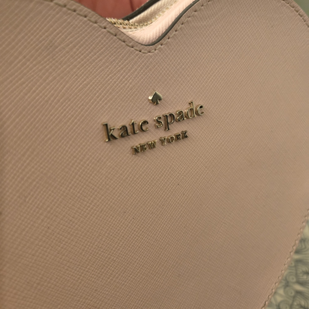 Kate Spade Pink Heart-Shaped Crossbody Bag and Wallet Set - Picture 4 of 11